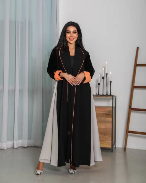 Black and beige crepe abaya with velvet sleeves IB265